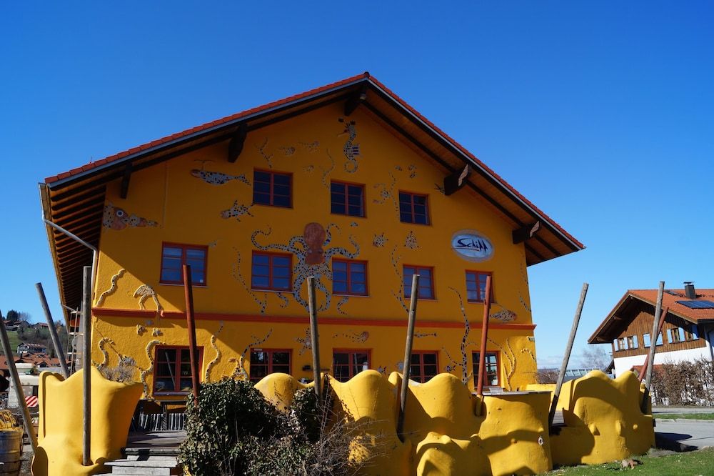 Schiff Bihlerdorf- Hostel.
