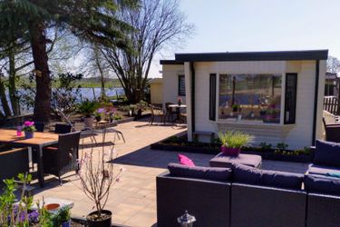 4-Personen Mobilheim/Chalet Type B Comfort aan het water
