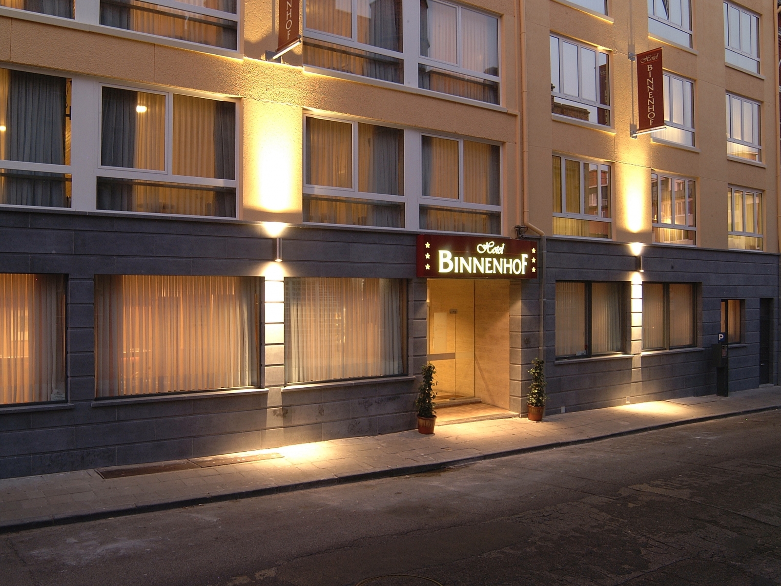 Hotel Binnenhof <br/>99.00 ew <br/> <a href='http://vakantieoplossing.nl/outpage/?id=ce877034da17f447a0c5539ce2a4b95f' target='_blank'>View Details</a>