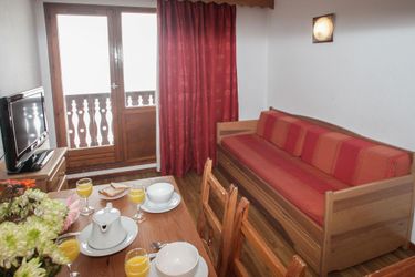 4-Personen Ferienhaus Neat studio in a modern chalet at 250 m. from a ski lift