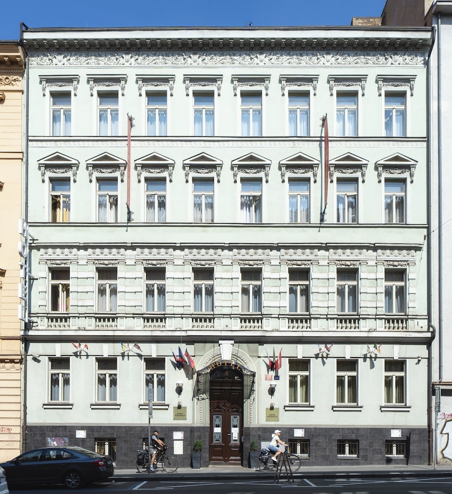 Hotel Raffaello Prague