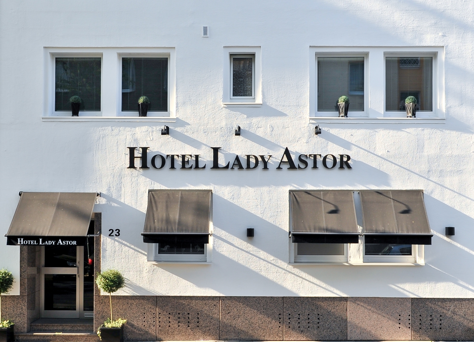 Hotel Sir & Lady Astor <br/>60.00 ew <br/> <a href='http://vakantieoplossing.nl/outpage/?id=62c88b5e98e5b51dfc22fb0cb526792c' target='_blank'>View Details</a>