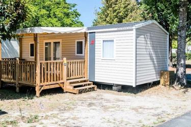 8-persoons Stacaravan 4 Rooms 6/8 Persons Air-conditioned + TV (max 6 adults)