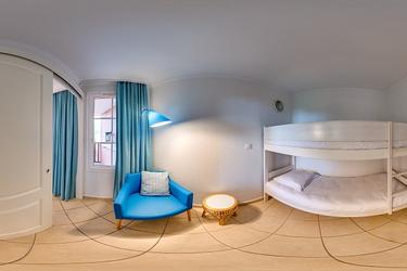 4-persoons Hotelkamer - Quadruple + 1 sleeping alcove - Terrace or balcony