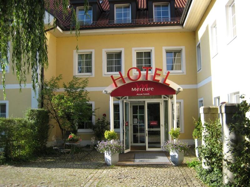 Mercure München Airport Aufkirchen <br/>62.22 ew <br/> <a href='http://vakantieoplossing.nl/outpage/?id=3f0e86fd29bd58f3f96539ed01eb929a' target='_blank'>View Details</a>