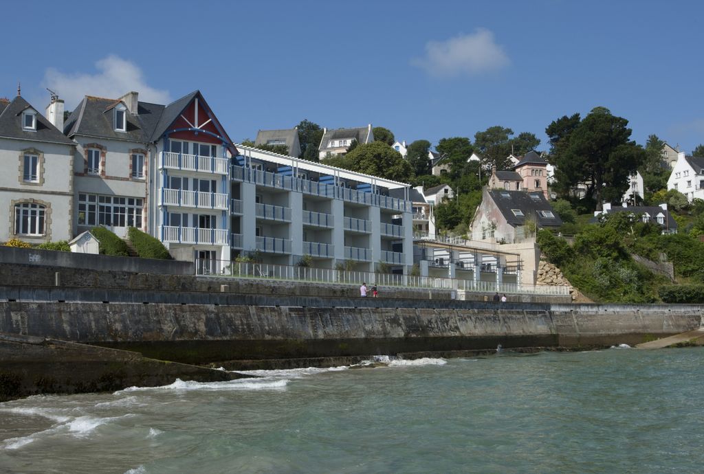 Pierre & Vacances Premium Résidence Coteau et la Mer - SURROUNDING