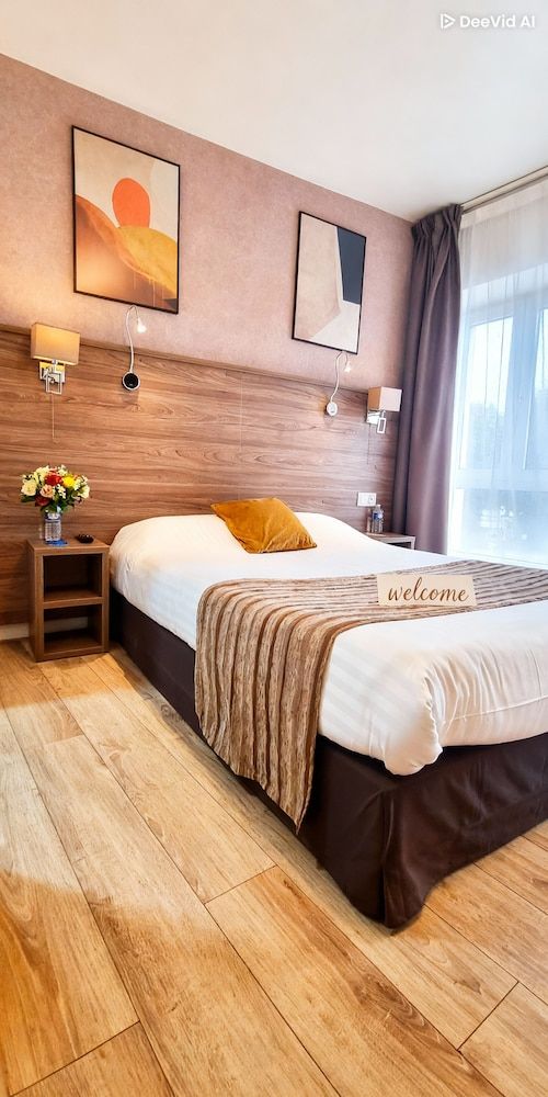 Hotel La Buissonniere.