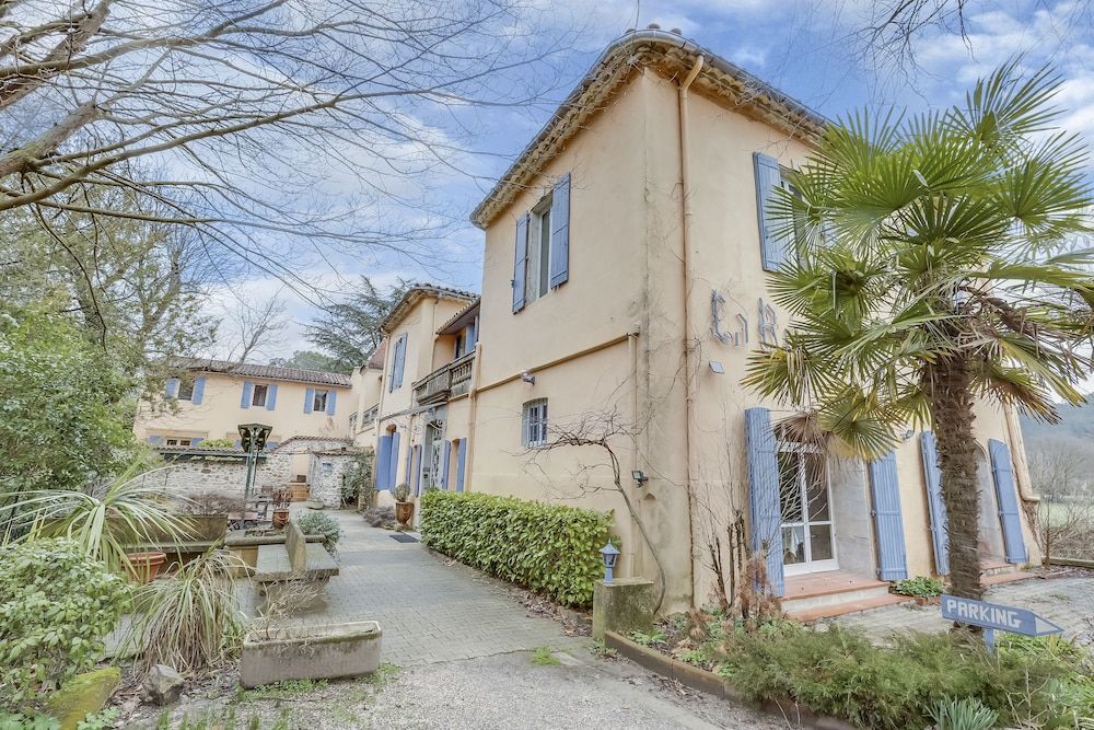 Logis Hôtel Le Domaine de la Régalière