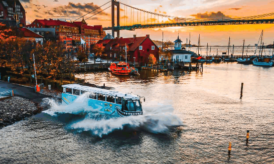 Amfibiebuss – sightseeing på land och vatten