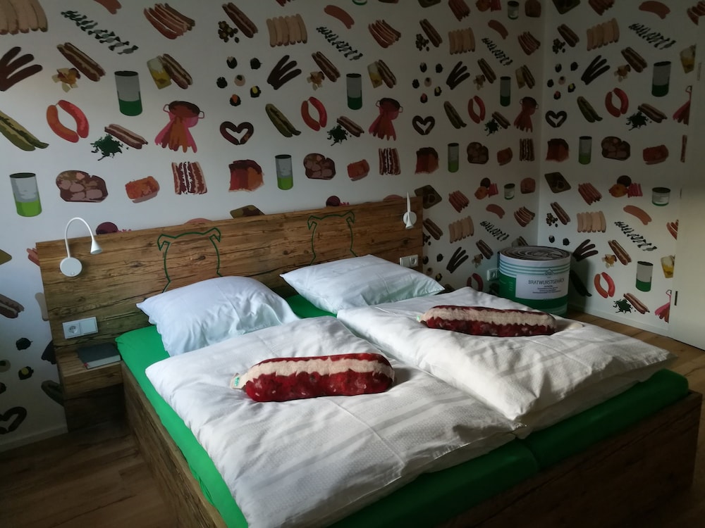 BRATWURSThotel