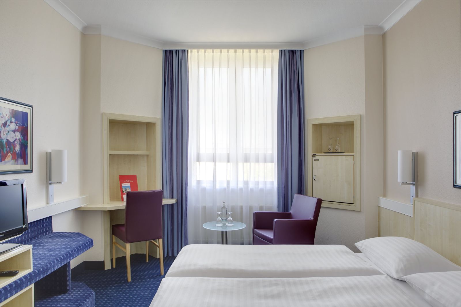 IntercityHotel Augsburg <br/>87.00 ew <br/> <a href='http://vakantieoplossing.nl/outpage/?id=1c3494822f403d837b05eee87786ad18' target='_blank'>View Details</a>