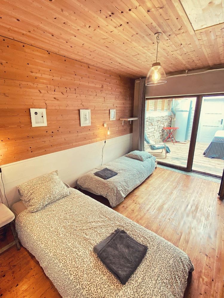 EMBRUNS D'HERBE SLOW CAMP
