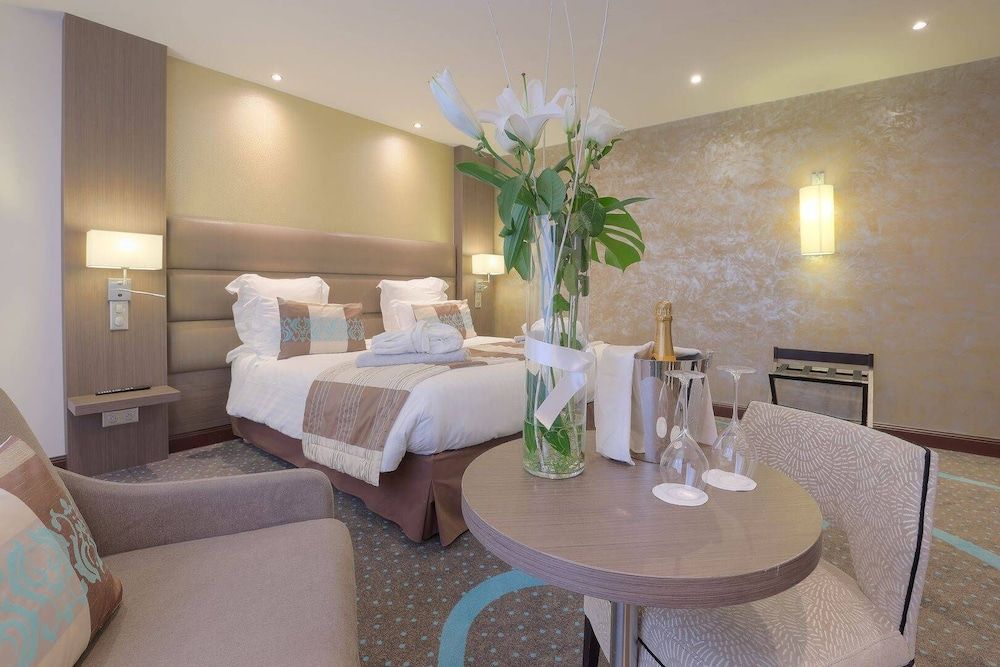 Hôtel François Premier.