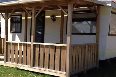 4-persoons stacaravan/chalet Kampeerhut