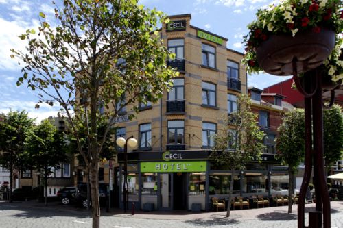 Hotel Cecil <br/>105.00 ew <br/> <a href='http://vakantieoplossing.nl/outpage/?id=c710bf3dc03d2ae17e3ea6889be19047' target='_blank'>View Details</a>