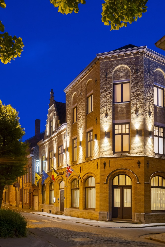 Albion Hotel