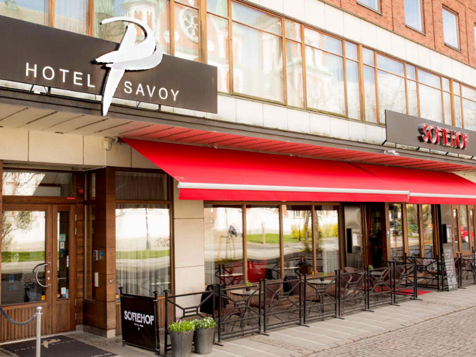 Hotel Savoy