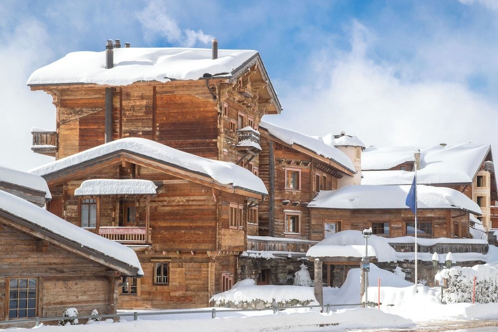 Hostellerie du Pas de L'Ours Relais et Chateaux.