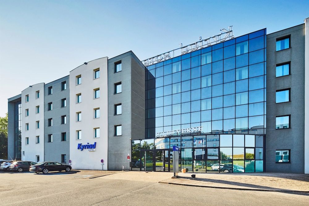 Kyriad Poitiers Jules Verne Site du Futuroscope.