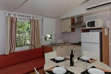6-person cottage Excelle Jacuzzi