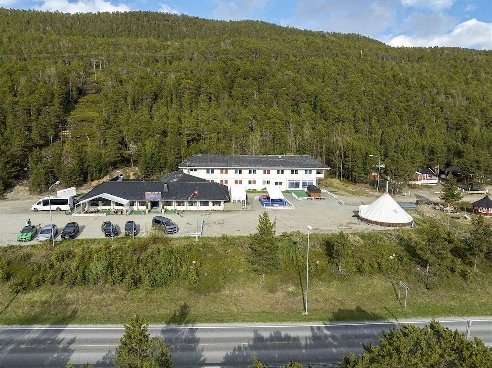 Lyngenfjord Hotel