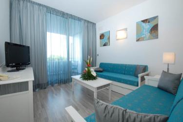 4-person apartment Standard