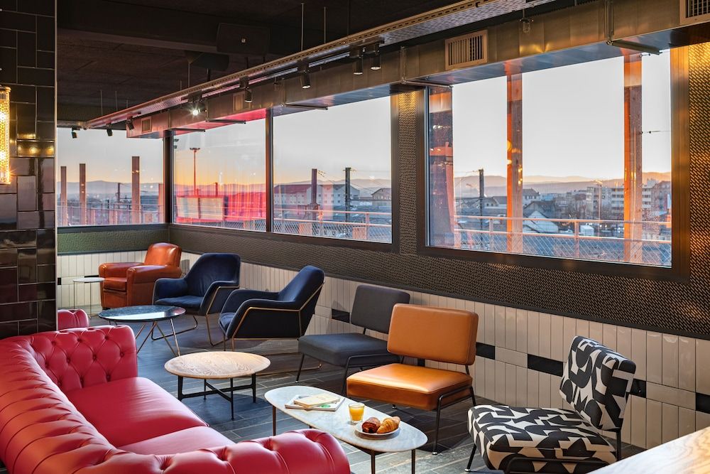 Eklo Hotels Clermont-Ferrand City center train station