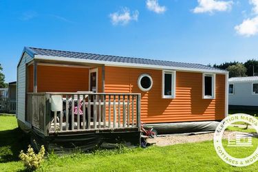 6-persoons bungalow Mobil Home 4 Pièces 6 Personnes + TV
