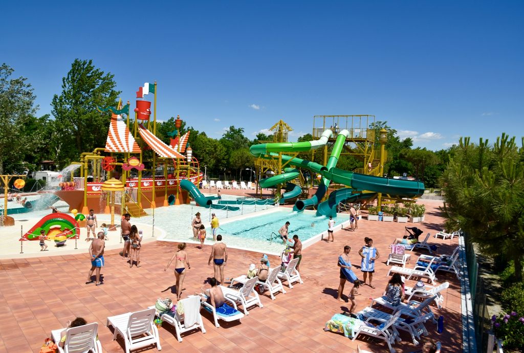 Gustocamp Camping Spiaggia E Mare In Porto Garibaldi The Best Offers