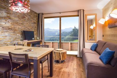 4-persoons bungalow Attractive apartment in a chalet directly on the ski slope