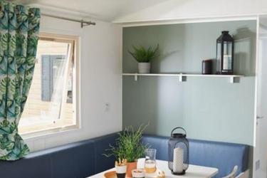 5-persoons Stacaravan (max 4 adults)
