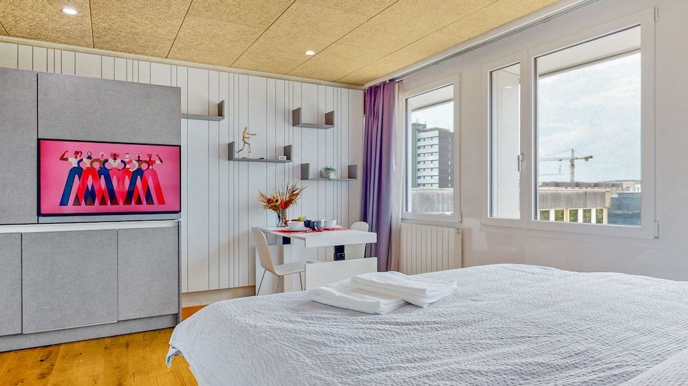 Evi's Home Hotel & Apartments