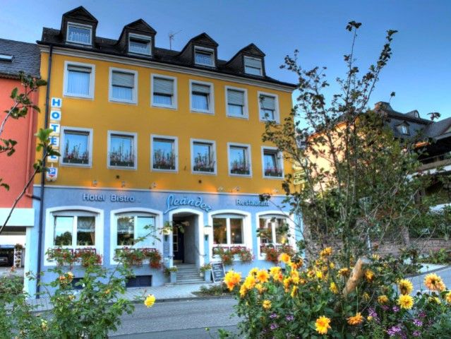 Hotel-Restaurant Leander.