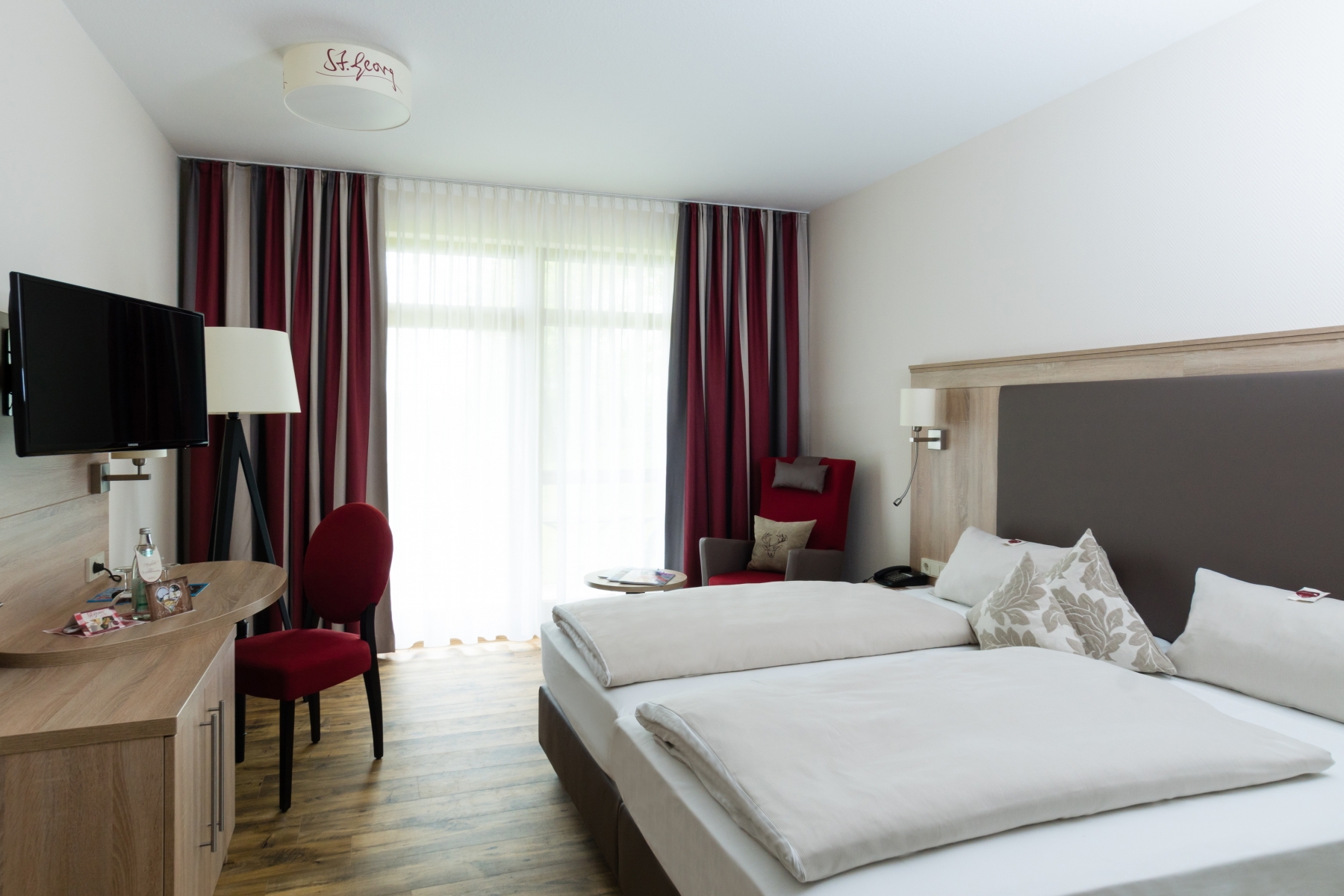 Hotel St. Georg Bad Aibling <br/>119.00 ew <br/> <a href='http://vakantieoplossing.nl/outpage/?id=44c8ebaeef5a9cd8e1b79342f933265f' target='_blank'>View Details</a>