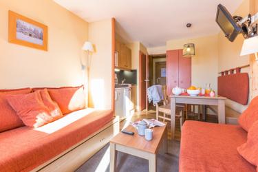 6-person apartment - 1 bedroom + 1 sleeping alcove - Duplex