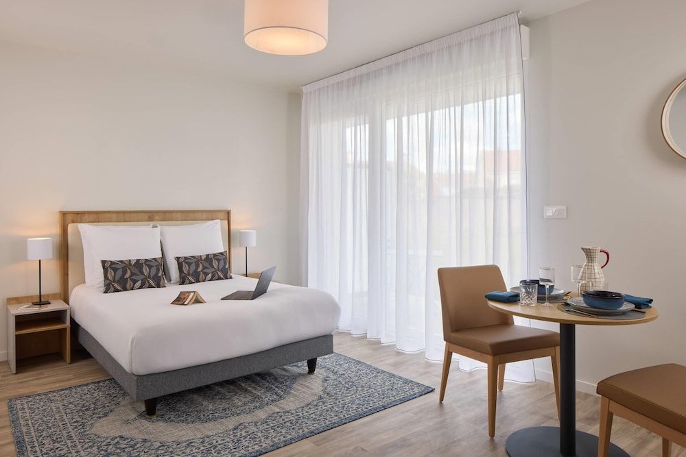 Quality Suites Cholet