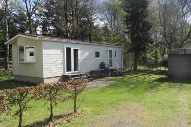 4-persoons stacaravan/chalet de Vos
