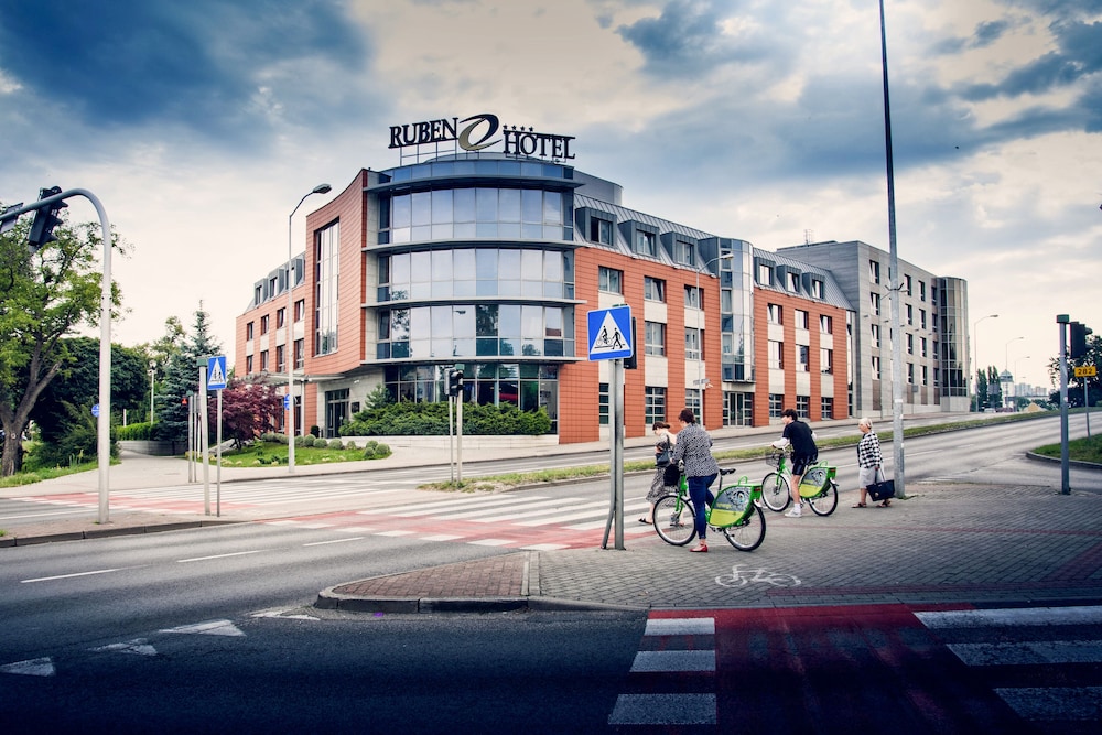 Ruben Hotel