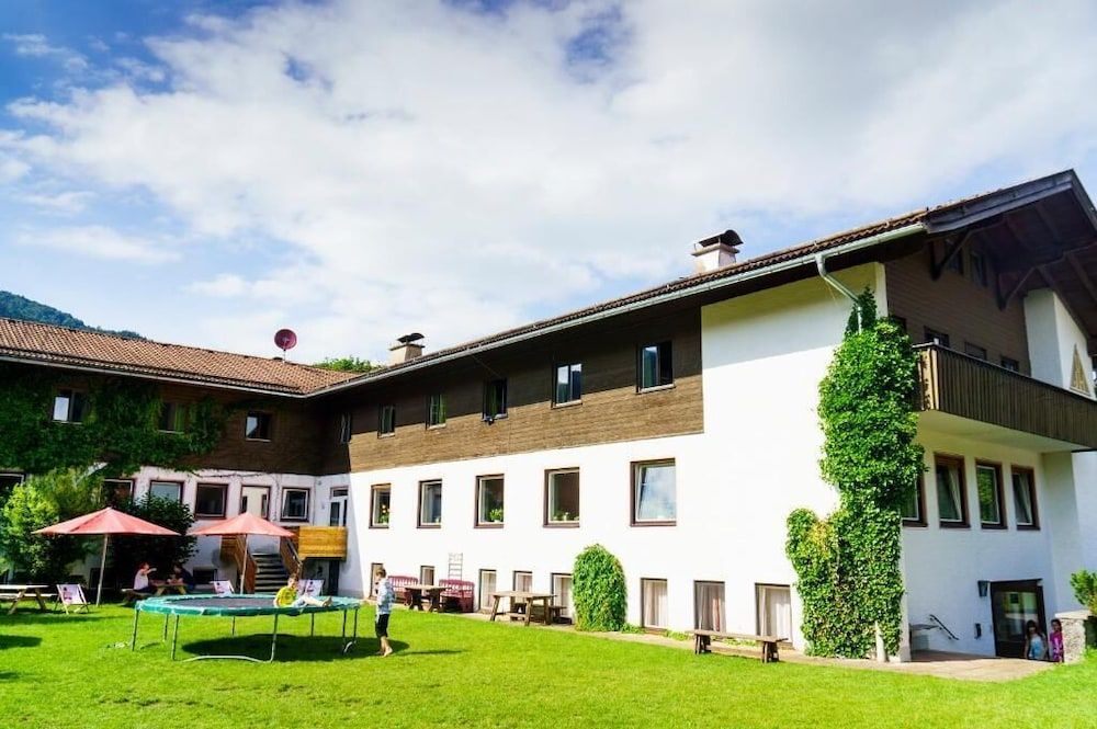 Jugendherberge Kreuth-Scharling - Hostel.