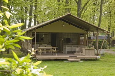 6-Personen Möbliertes Zelt Woodlodge