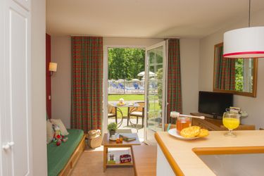 5-person apartment Standard Studio (Max 4 adults)
