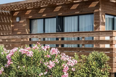 6-person villa - 2 bedrooms - spacious terrace - private garden
