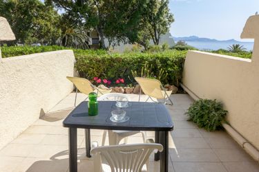 2-person apartment 2p Les Louvans 2*