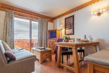 5-person apartment - 1 bedroom + 1 sleeping alcove