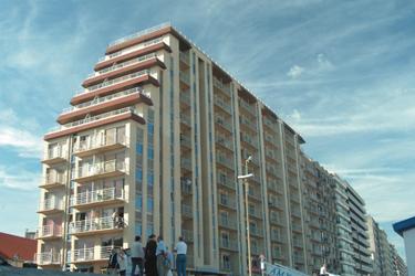 4-persoons bungalow Comfortable apartment with sea view in Blankenberge