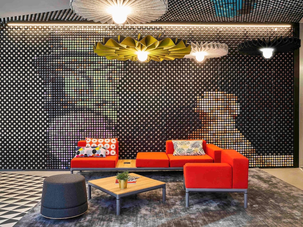 ibis Barcelona Glories 22
