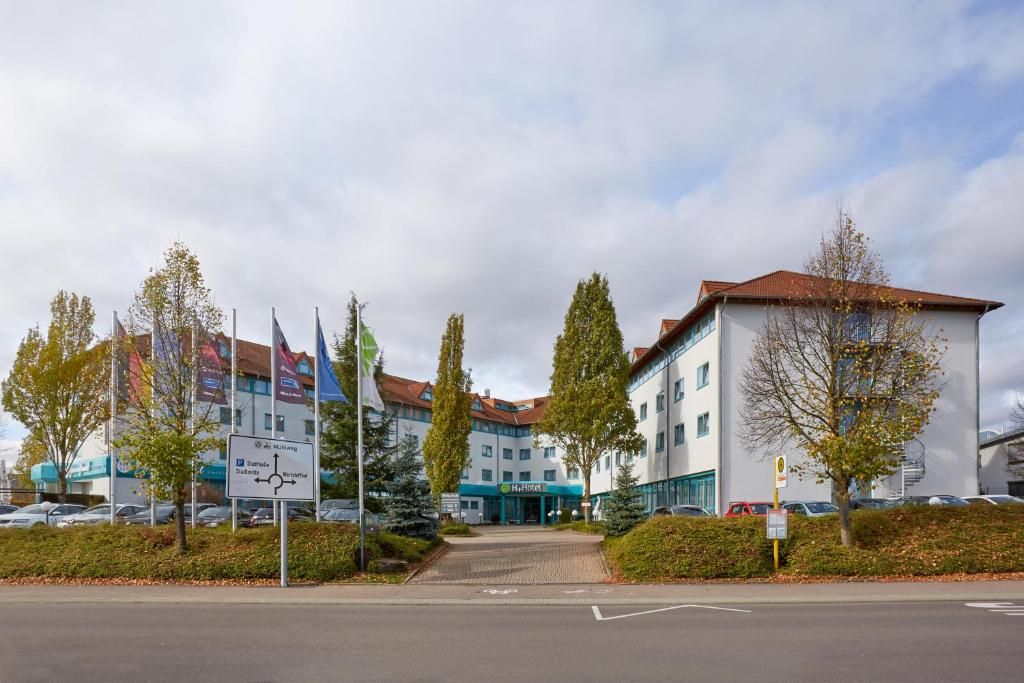 Sunday Hotel Stuttgart Herrenberg.