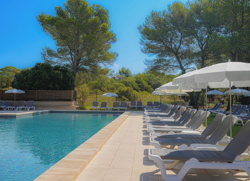 Grand Prix Hôtel & Restaurant.