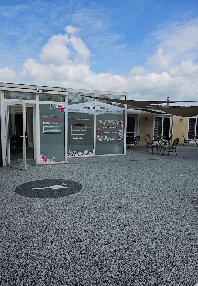 L' Epicurien.