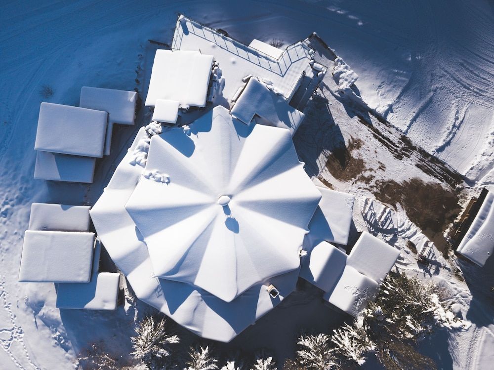 Hôtel Le Loup Blanc.